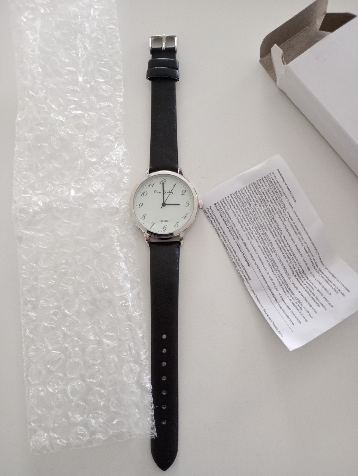 HORLOGE PIERRE CARDIN, Handtassen en Accessoires, Horloges | Dames, Ophalen