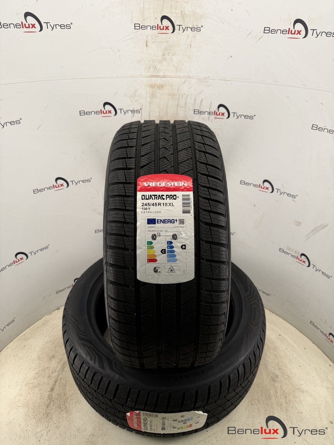 all-season 245/45R18 Vredestein 245/45 R18 245/45/18 2454518, Auto-onderdelen, 18 inch, 245 mm, -, -