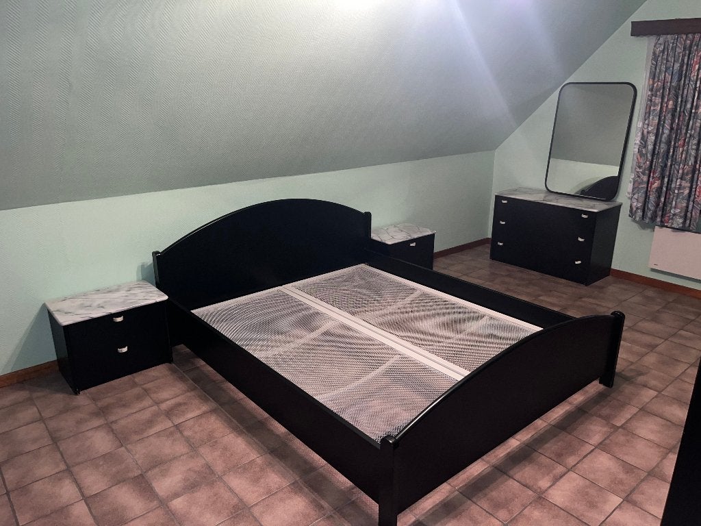 Chambre à coucher complète avec garde-robe en bois noir, Maison & Meubles, Enlèvement, Comme neuf, Deux personnes, Classique - contemporain