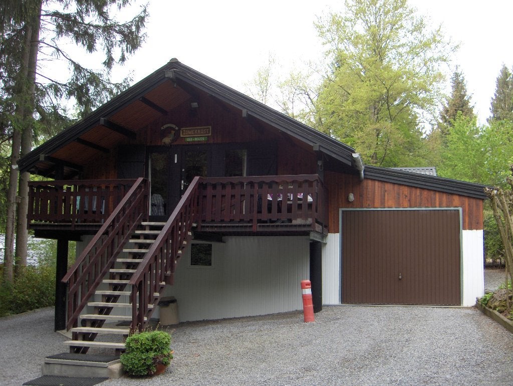 VAKANTIE CHALET IN DE ARDENNEN VAN 4 PERSONEN BIJ DURBUY, Propriétaire, Village, Montagnes ou collines, 4 personnes