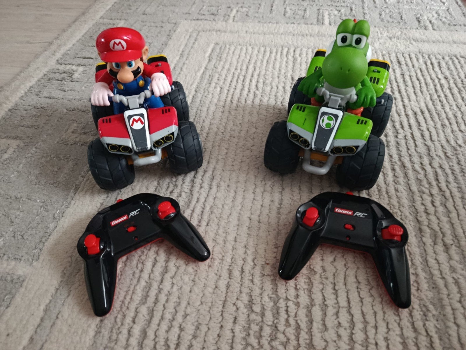 voiture téléguidé  mario, Enlèvement, Comme neuf, Électronique, Avec lumière