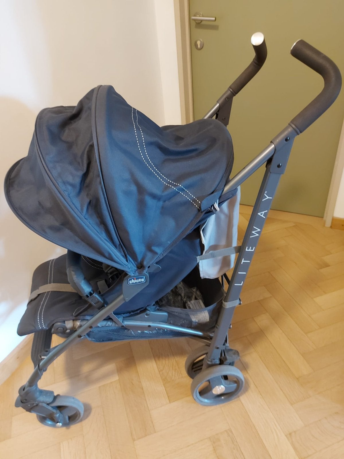 Buggy van chicco, Kinderen en Baby's, Buggy's, Ophalen, Zo goed als nieuw, Overige merken, Zonnekap