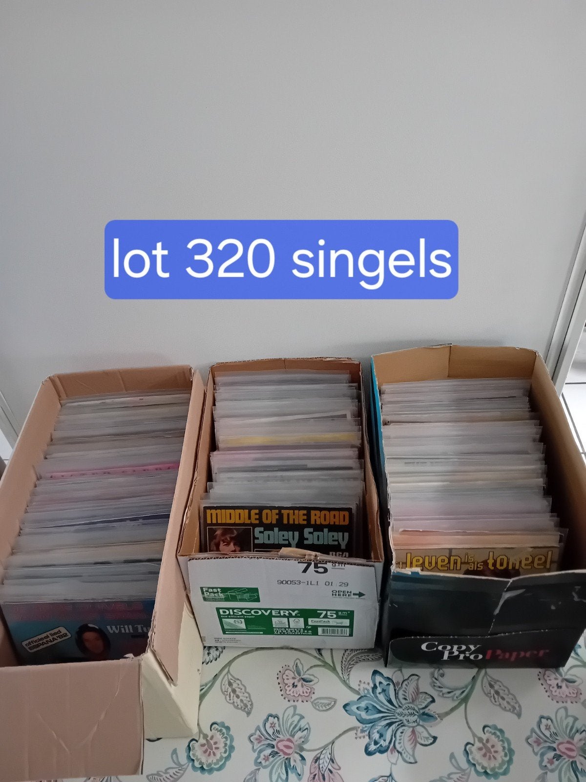 Lot 320 singels, Cd's en Dvd's, Ophalen