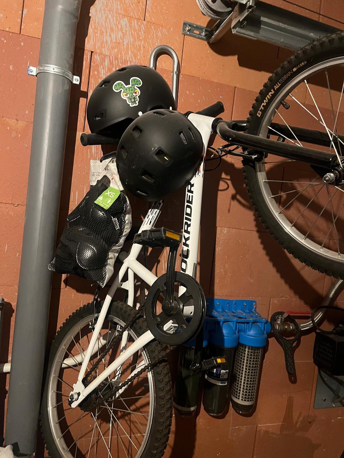 Velo 8-12 ans utilisé une fois, Ophalen, Zo goed als nieuw, Heren