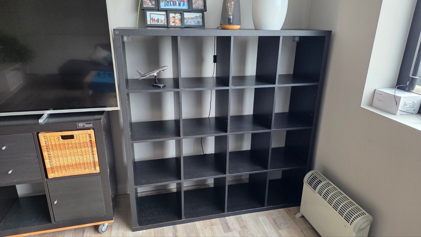 Kallax Ikea kast - 16 vakken, Huis en Inrichting, Kasten | Wandmeubels, Ophalen, Zo goed als nieuw, Minder dan 150 cm, 100 tot 150 cm