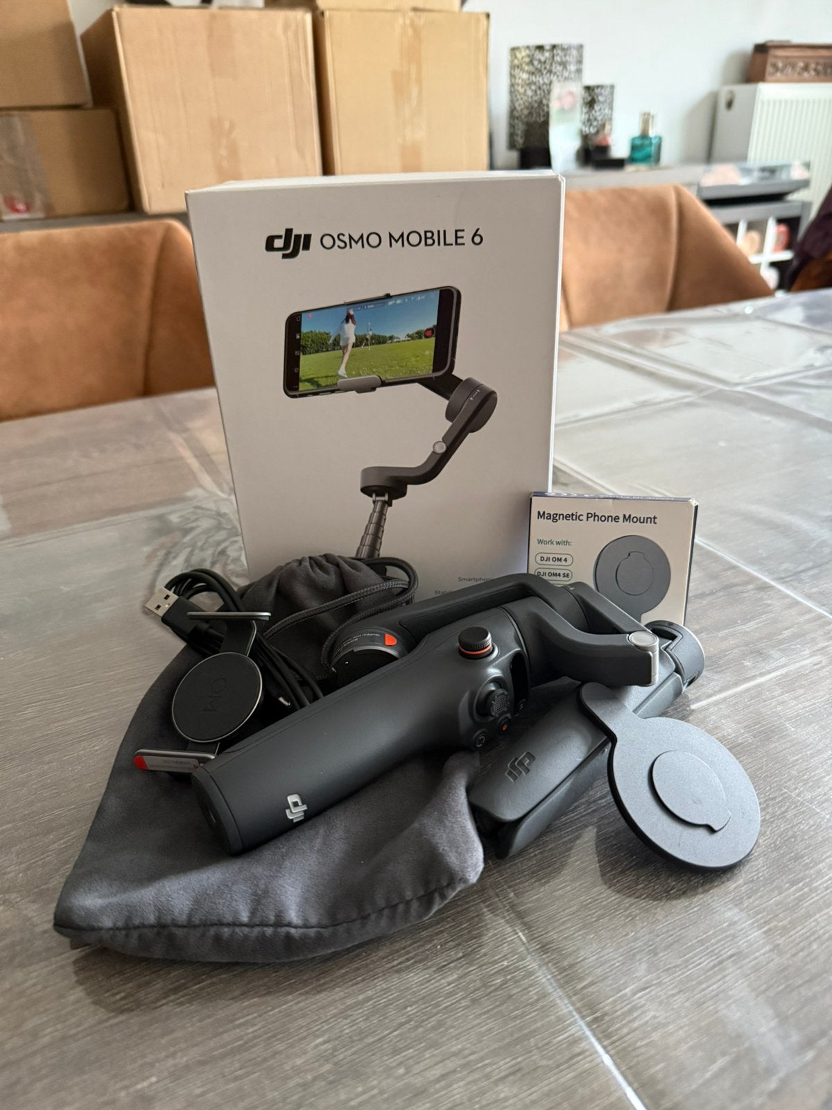 DJI Osmo Mobile 6, TV, Hi-fi & Vidéo, Photo | Trépieds & Rotules, Enlèvement ou Envoi, Comme neuf, Moins de 150 cm, Trépied