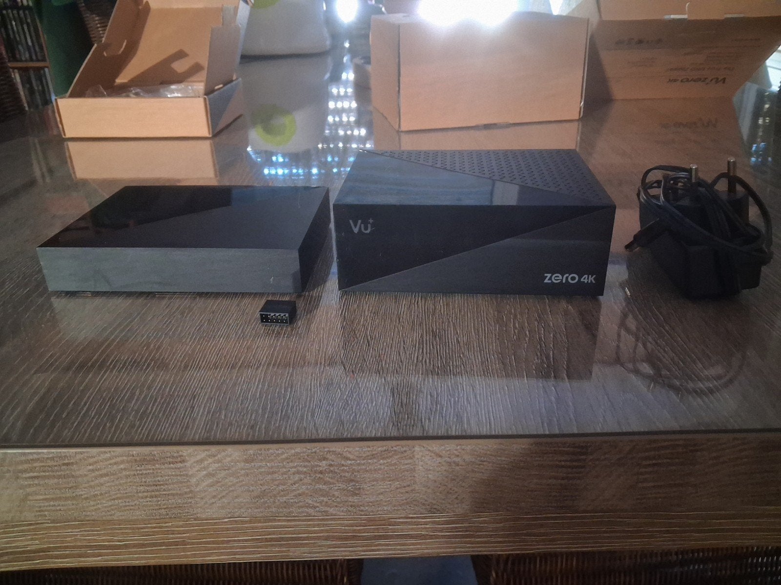 Vu+ Zero 4K + pvr kit volledig compleet incl 250gb hdd!, Ophalen, Zo goed als nieuw, (Schotel)antenne-accessoires, Overige merken