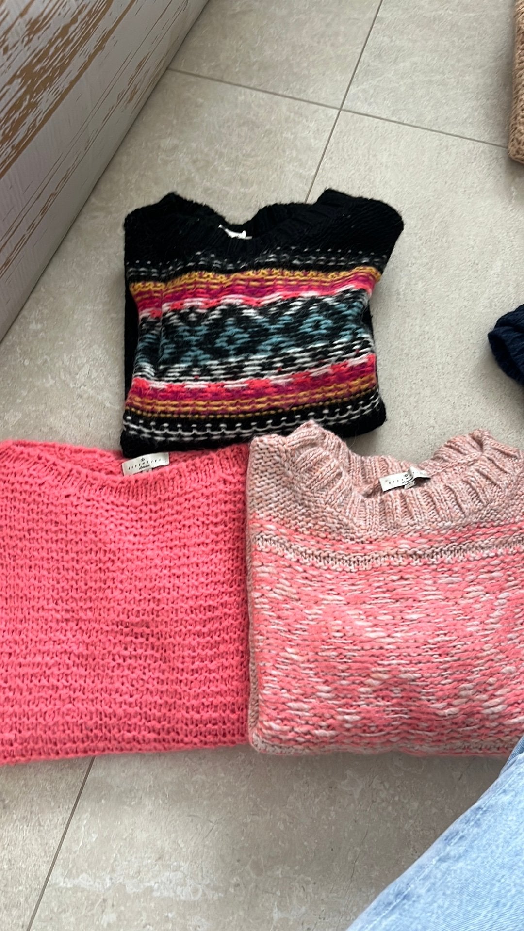 Pull en laine Essentiel tailles M et L, Enlèvement ou Envoi, Comme neuf, Taille 38/40 (M)