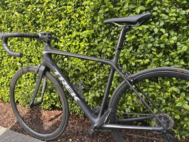 TREK EMONDA SL 6, Ophalen