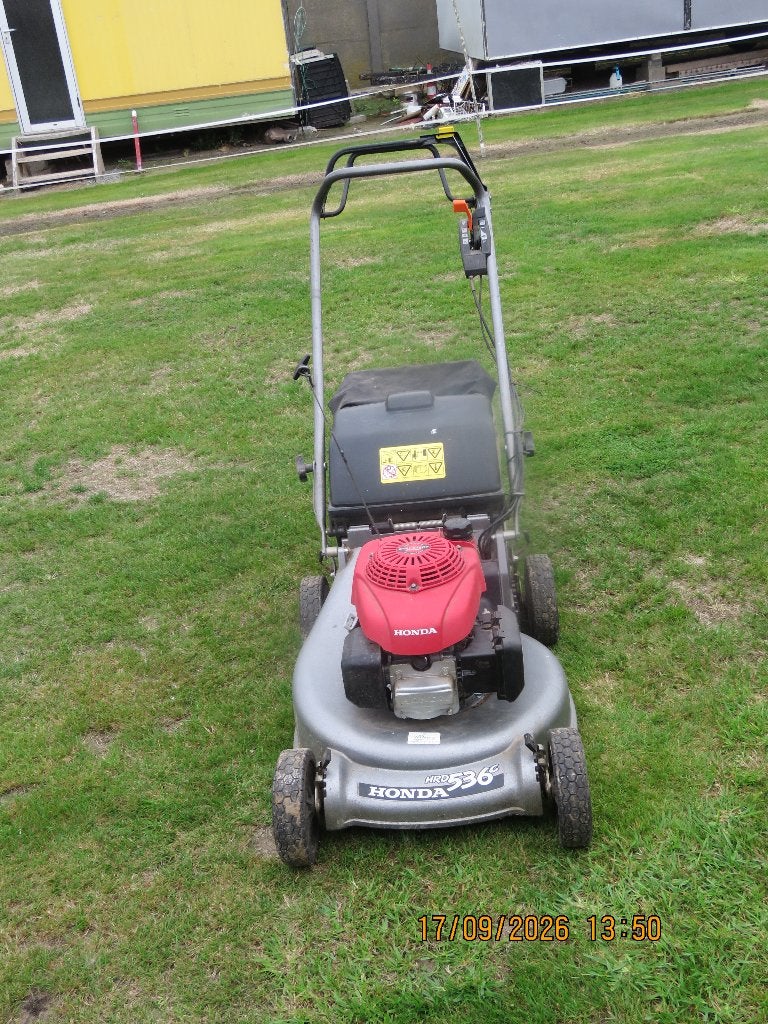 Honda grasmachine in perfecte staat  start direct, Honda, Tondeuses à gazon à essence, 40 à 49 cm, Utilisé