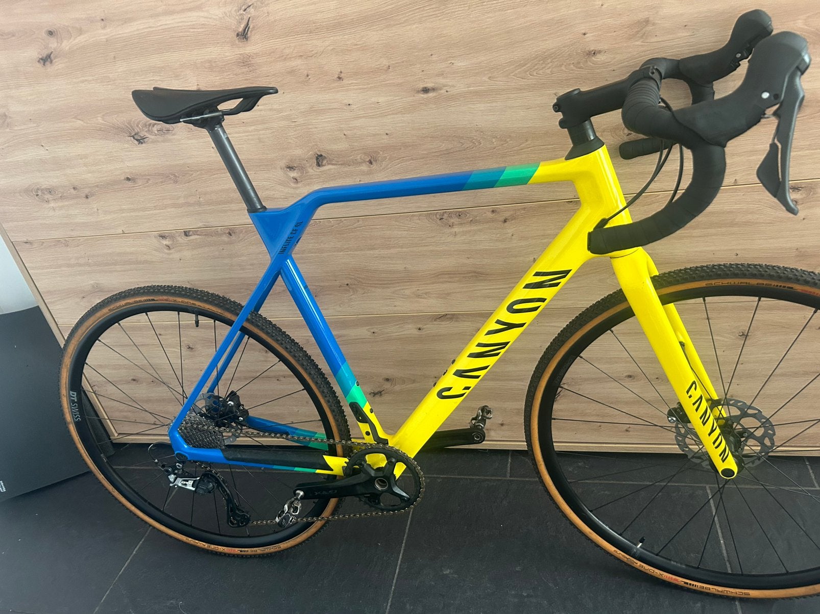 Canyon Inflite CF maat L zo goed als nieuw 2023, Fietsen en Brommers, Fietsen | Racefietsen, Ophalen, Zo goed als nieuw, Carbon