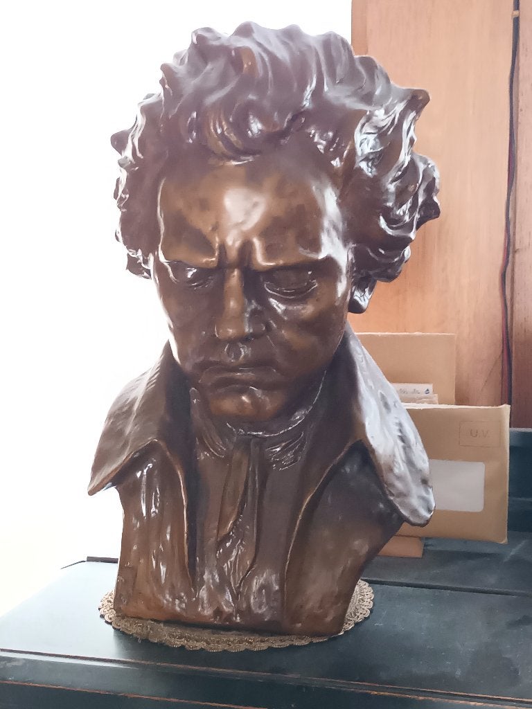 Beeld Beethoven, Ophalen
