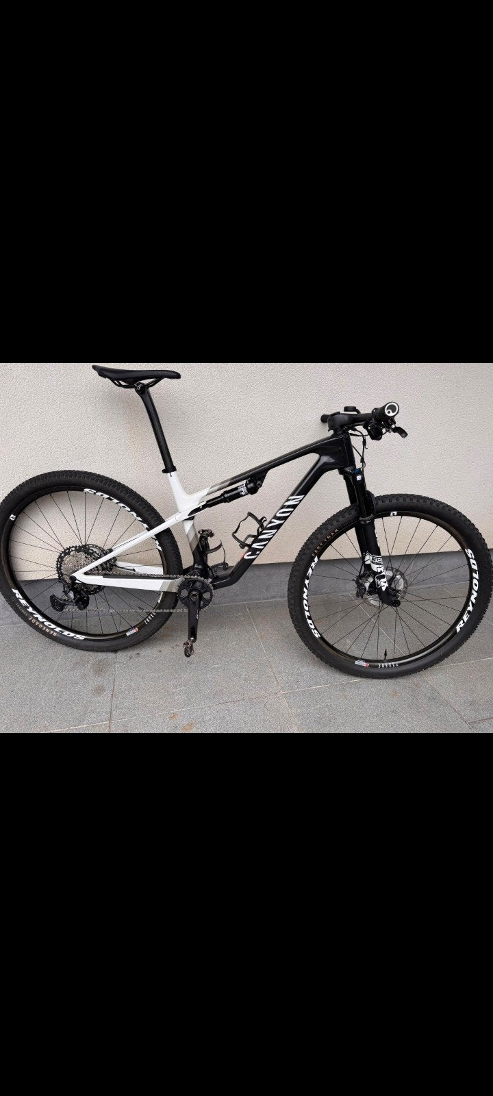 Canyon Lux World Cup CF 7, Fietsen en Brommers, Fietsen | Mountainbikes en ATB, Fully, Zo goed als nieuw, Schijfrem, Ophalen