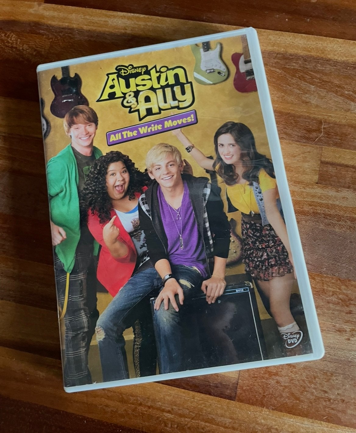 2 dvd’s Austin and Ally (All the Write moves), Ophalen, Gebruikt
