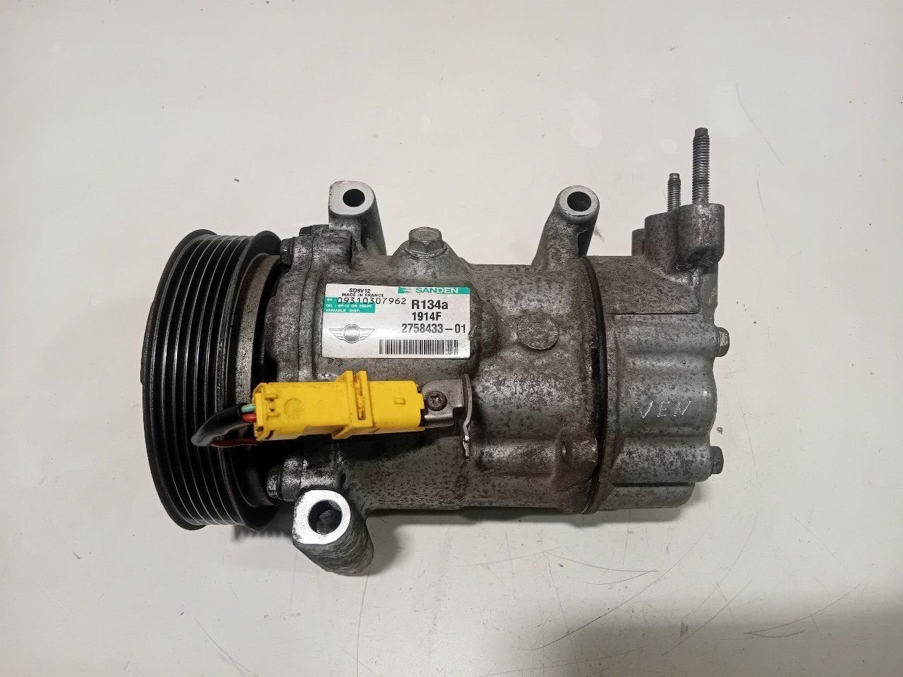 Airco pomp Mini Clubman, Onderdelen@venauto.nl, Van der Ven Autorecycling B.V., Gebruikt, Ettenseweg 76, 4706 PB Roosendaal, The Netherlands