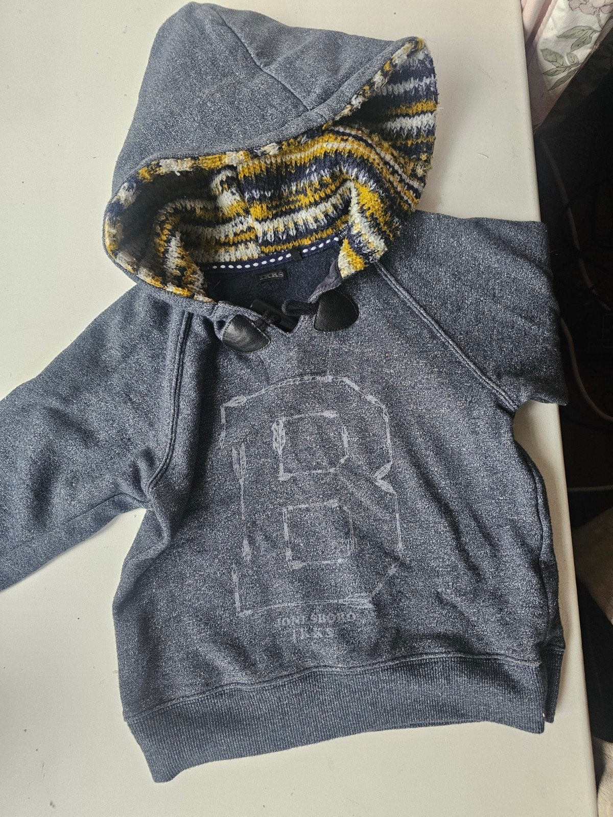 warme heel mooie IKKS met capuchon -  5J, Enfants & Bébés, Envoi, IKKS, Pull ou Veste