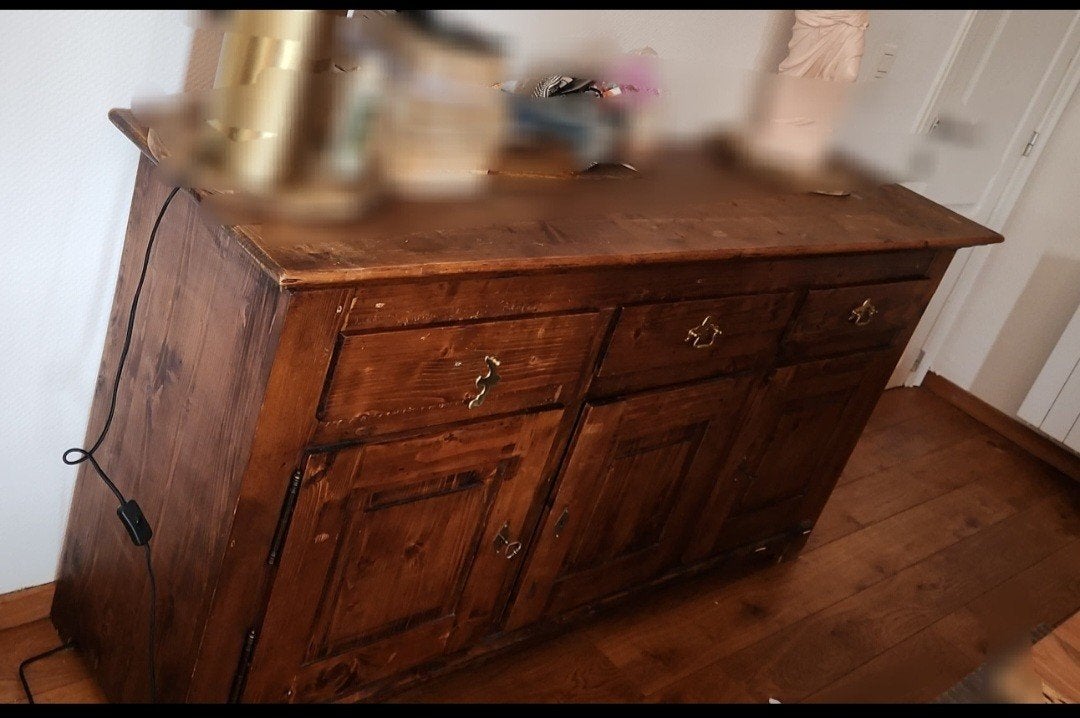 A DONNER  meuble bahut pin ancien, Pin
