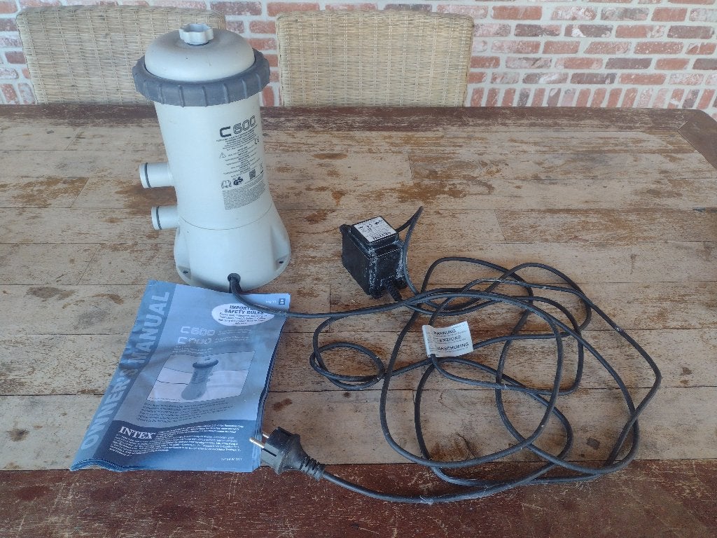 INTEX filter pomp C600, Tuin en Terras, Ophalen, Zo goed als nieuw, Filter