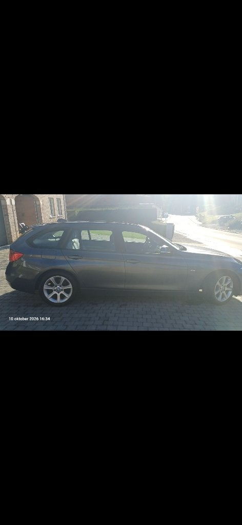 Bmw 318d touring bwj 2013 106880km nieuwstaat, Autos, Achat, Auvent, Carnet d'entretien, Noir