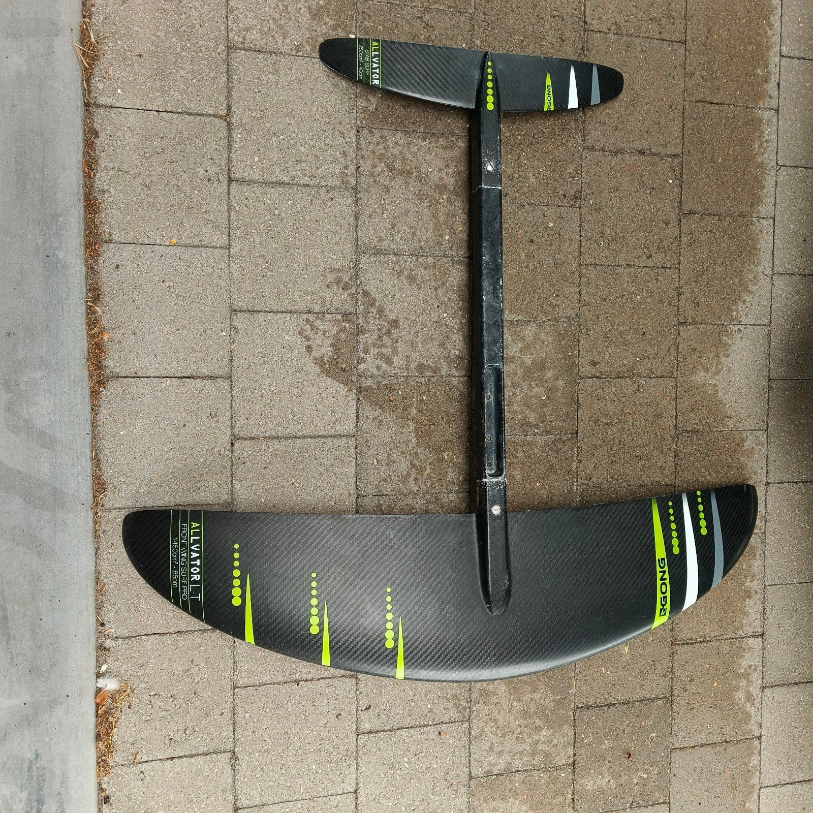 Gong 1450 cm frontfoil, fuselage et stab, Enlèvement