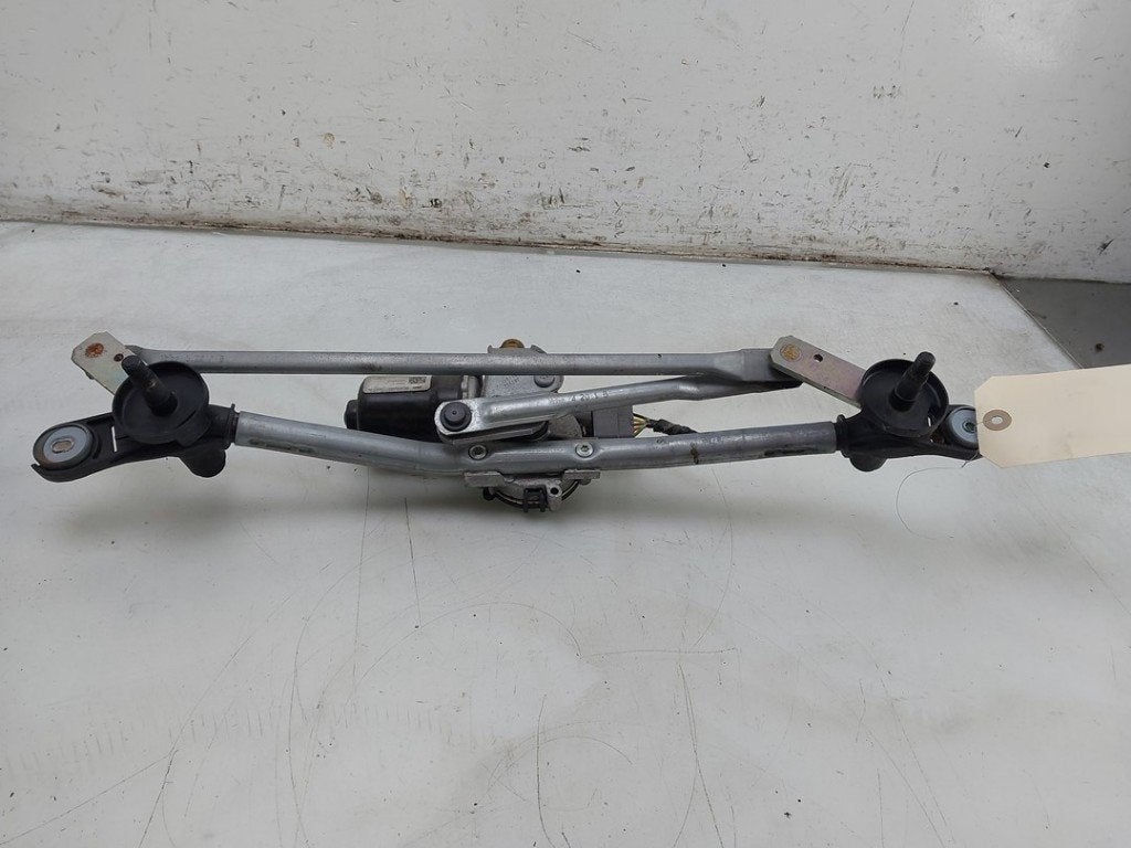 MOTEUR + TRINGLERIE ESSUIE GLACE AVANT Hyundai i20 (BC3), Valeo, Utilisé, 100, rue de Courcelles
75017  Paris, FR, Hyundai