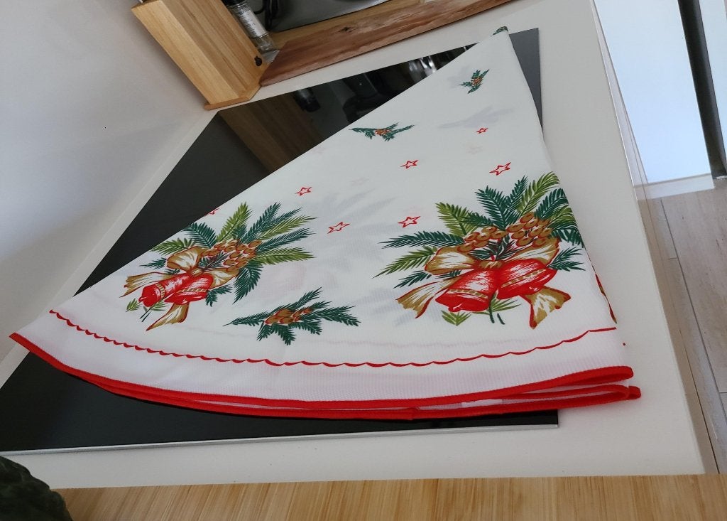 Belle nappe de Noël ronde - 160 cm, Nappe, 160 cm, Comme neuf, Enlèvement