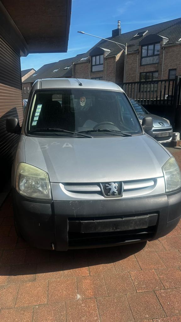 Peugeot Partner utilitaire 1.6HDi*2006*288.000km, Autos, Entreprise, Achat