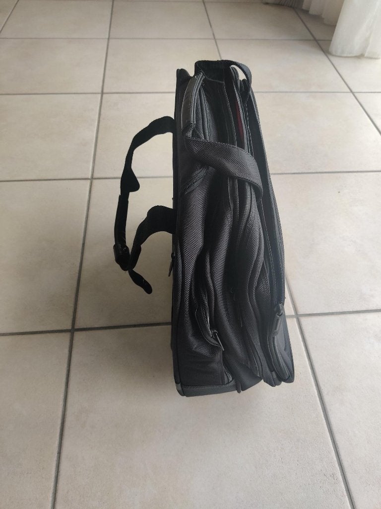 Sac à roulettes, Enlèvement, Comme neuf