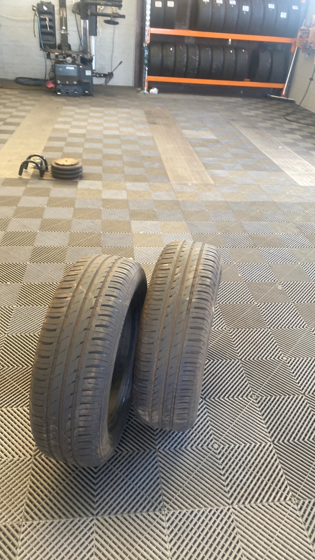 195/65/15-91t continental met monteren per stuk 50 eur, Ophalen