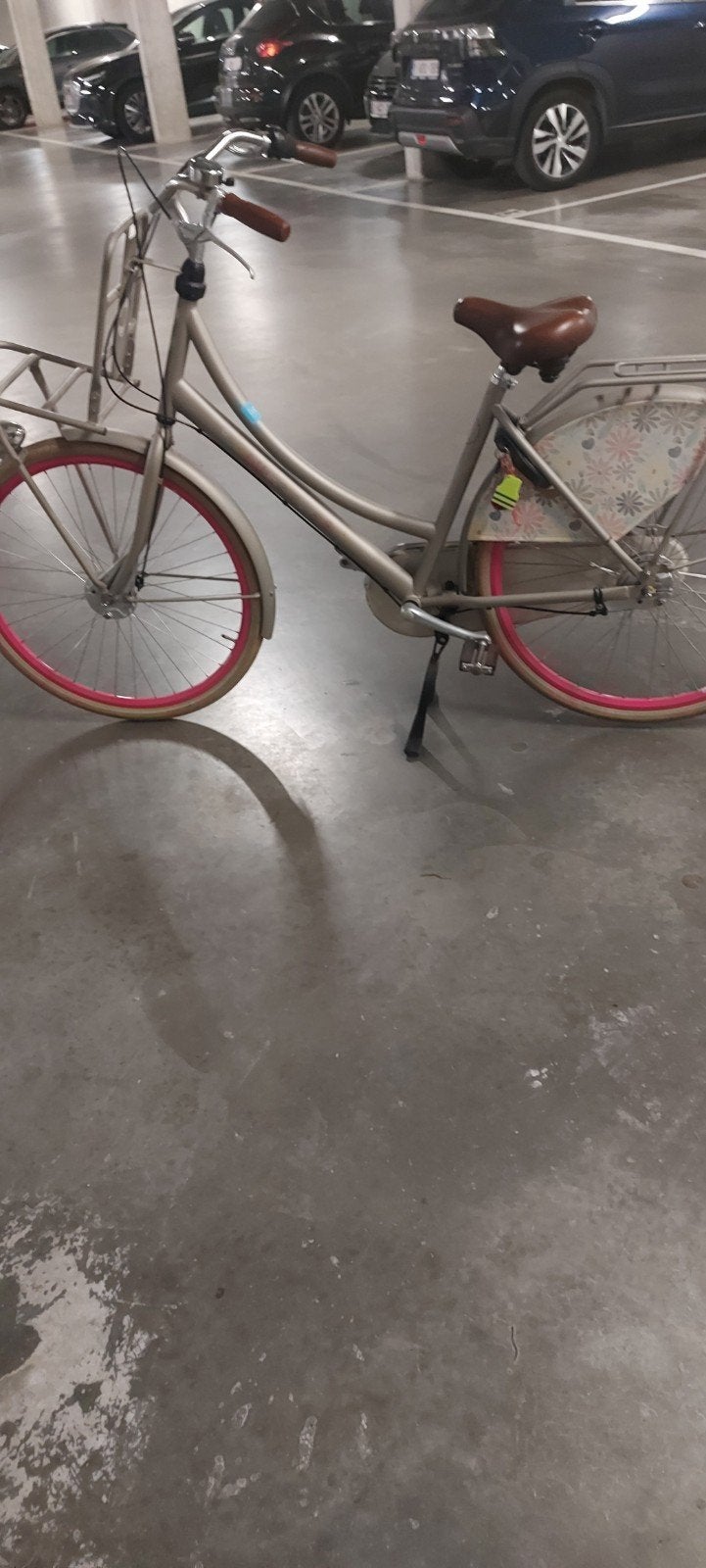 Cortina 28 inch zo goed als nieuw, Fietsen en Brommers, Fietsen | Dames | Omafietsen, Ophalen of Verzenden, Versnellingen