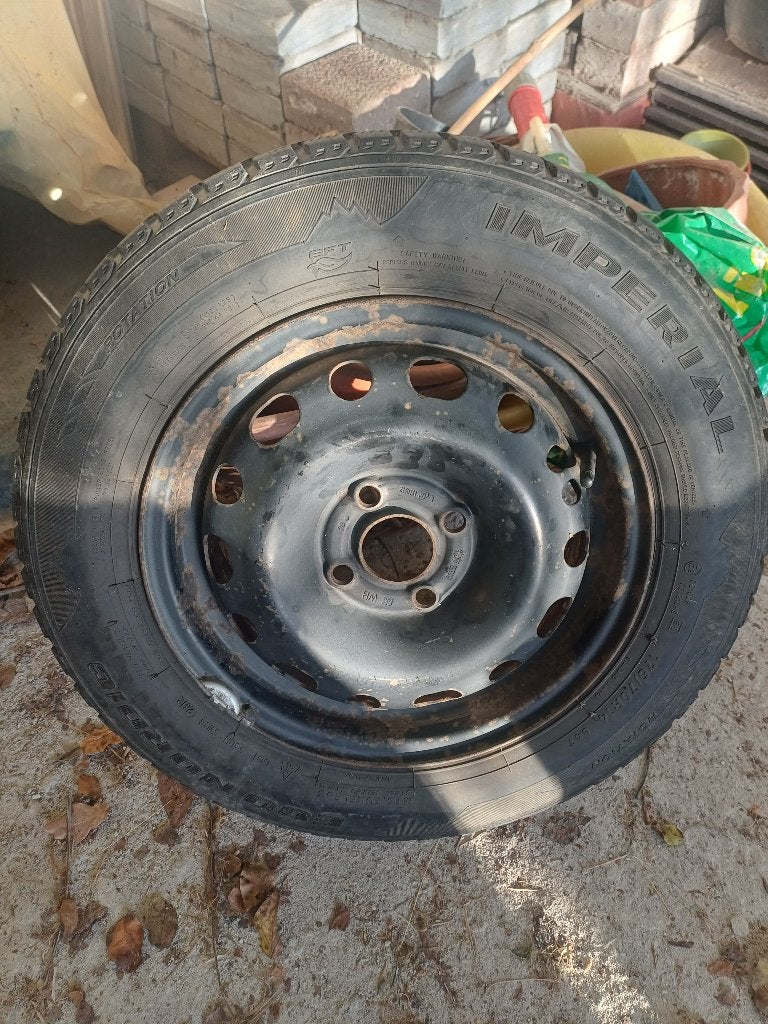 Pneu hiver 175/70 R14 84T, 14 pouces, Pneus et Jantes, Pneus hiver, 175 mm