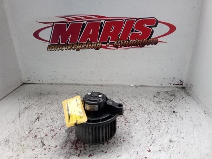 Moteur de ventilation chauffage d'un Toyota Avensis, -, -, 3 mois de garantie, Toyota