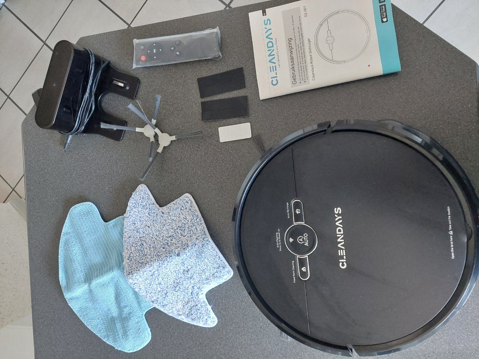 Robotstofzuiger met dweil en vegen optie, Elektronische apparatuur, Ophalen of Verzenden, Robotstofzuiger