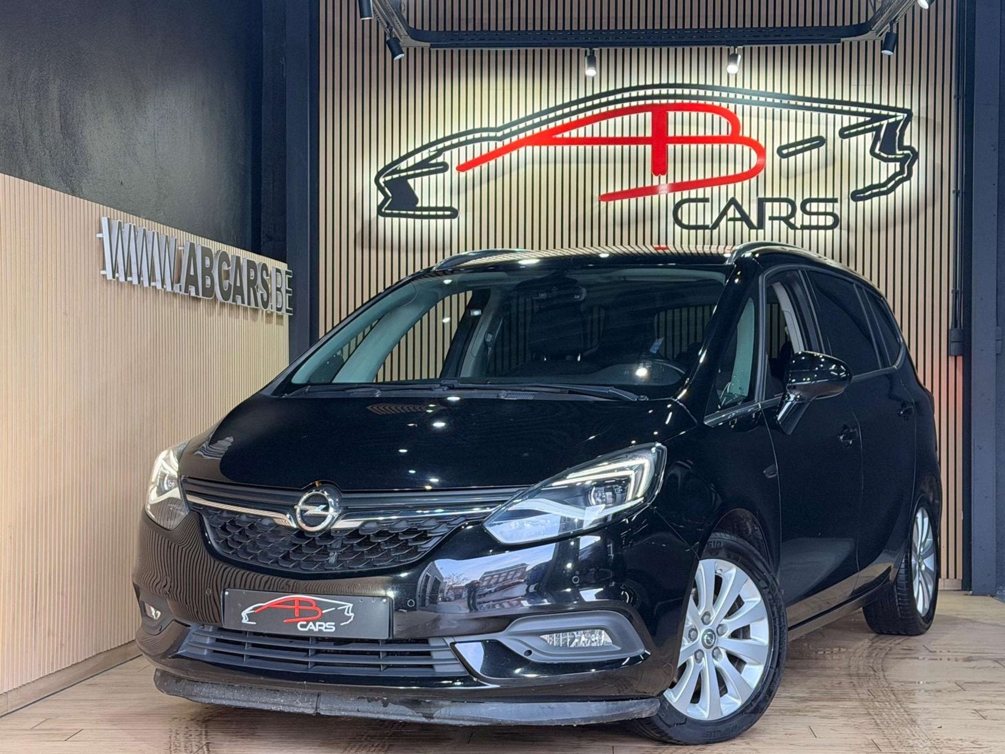 Opel Zafira Tourer 1.4 Turbo * 7 PLACES * GAR 12 MOIS * BOIT, Auto's, Automaat, Stof, Gebruikt, 4 cilinders