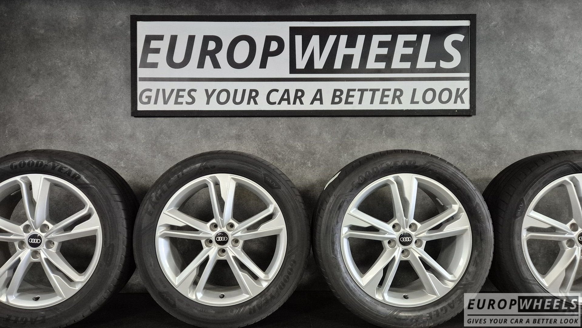 19 inch Audi Q3 F3 S Line velgen Zomerbanden 83A601025M, Auto-onderdelen, Banden en Velgen, 19 inch, Gebruikt, -, -