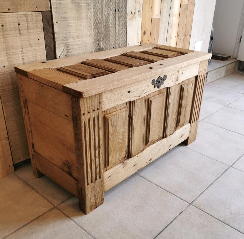 antieke dekenkist-/salontafel in zware geloogde eik B 88 H53, Antiek en Kunst, Ophalen