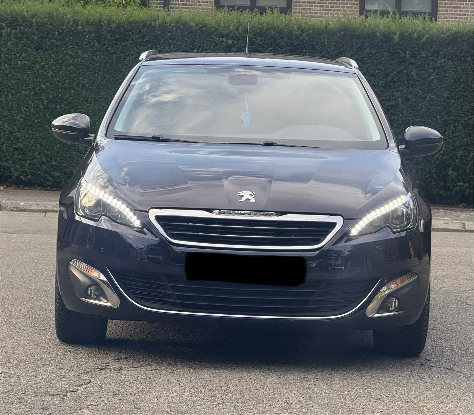 Peugeot 308  2017 1.2 benzine zeer mooie wagen weinig km, Autos, Peugeot, Achat, Euro 6, Noir, Break