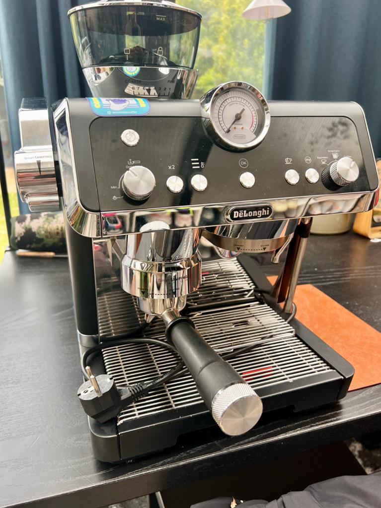 Te koop, tweedehands expresso automaat, Elektronische apparatuur, Koffiezetapparaten, Ophalen, Espresso apparaat, Koffiebonen