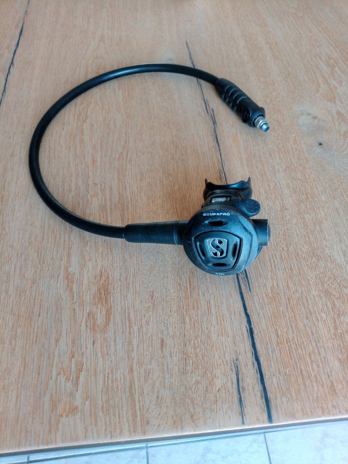 Deuxième étage Scubapro R395, Enlèvement ou Envoi