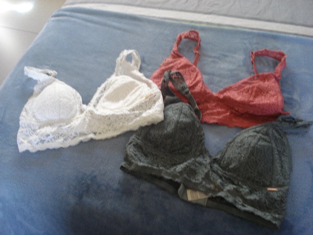 Set: By Dorina: 3 beha's, dames/meisjes. mt M, Kleding | Dames, Ophalen of Verzenden, BH