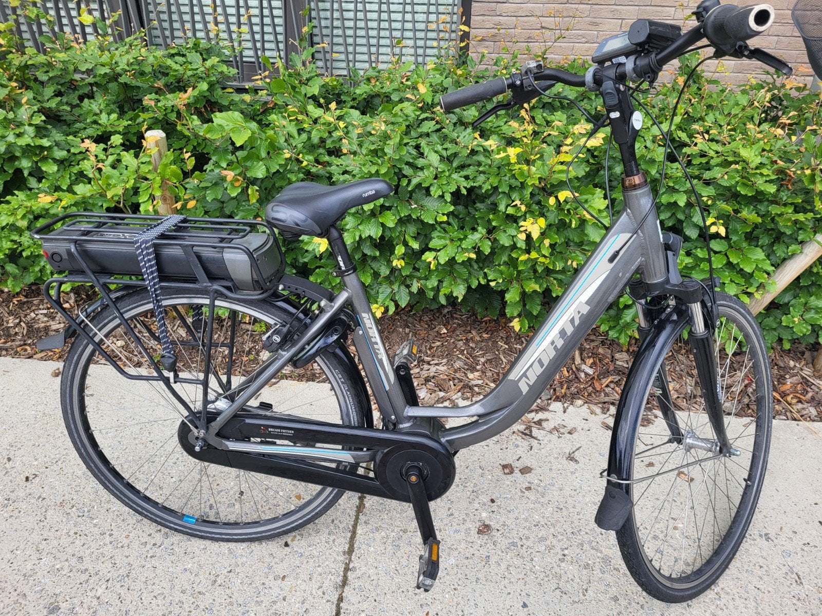 Vélo électrique à moteur central Norta, Enlèvement
