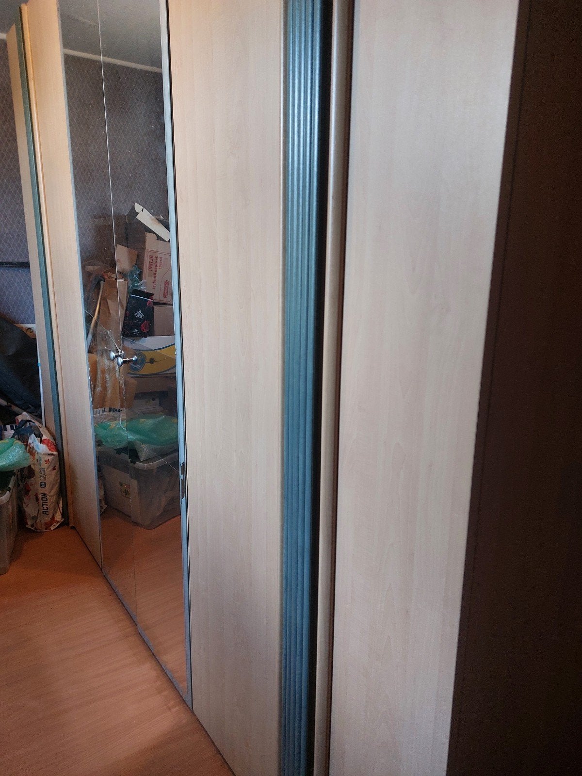 armoire gratuite, Maison & Meubles, Enlèvement, Utilisé