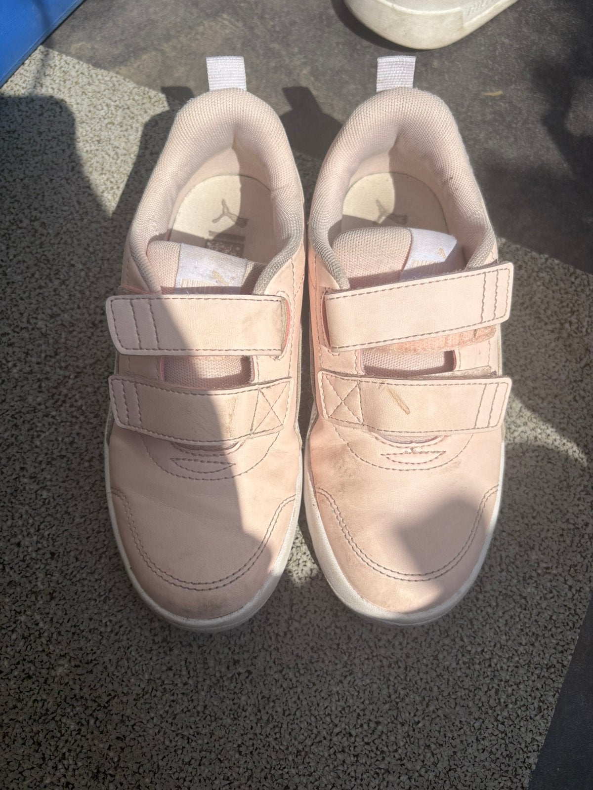 Puma kinderschoenen - maat 33, Kinderen en Baby's, Kinderkleding | Schoenen en Sokken, Meisje, Schoenen, Ophalen of Verzenden