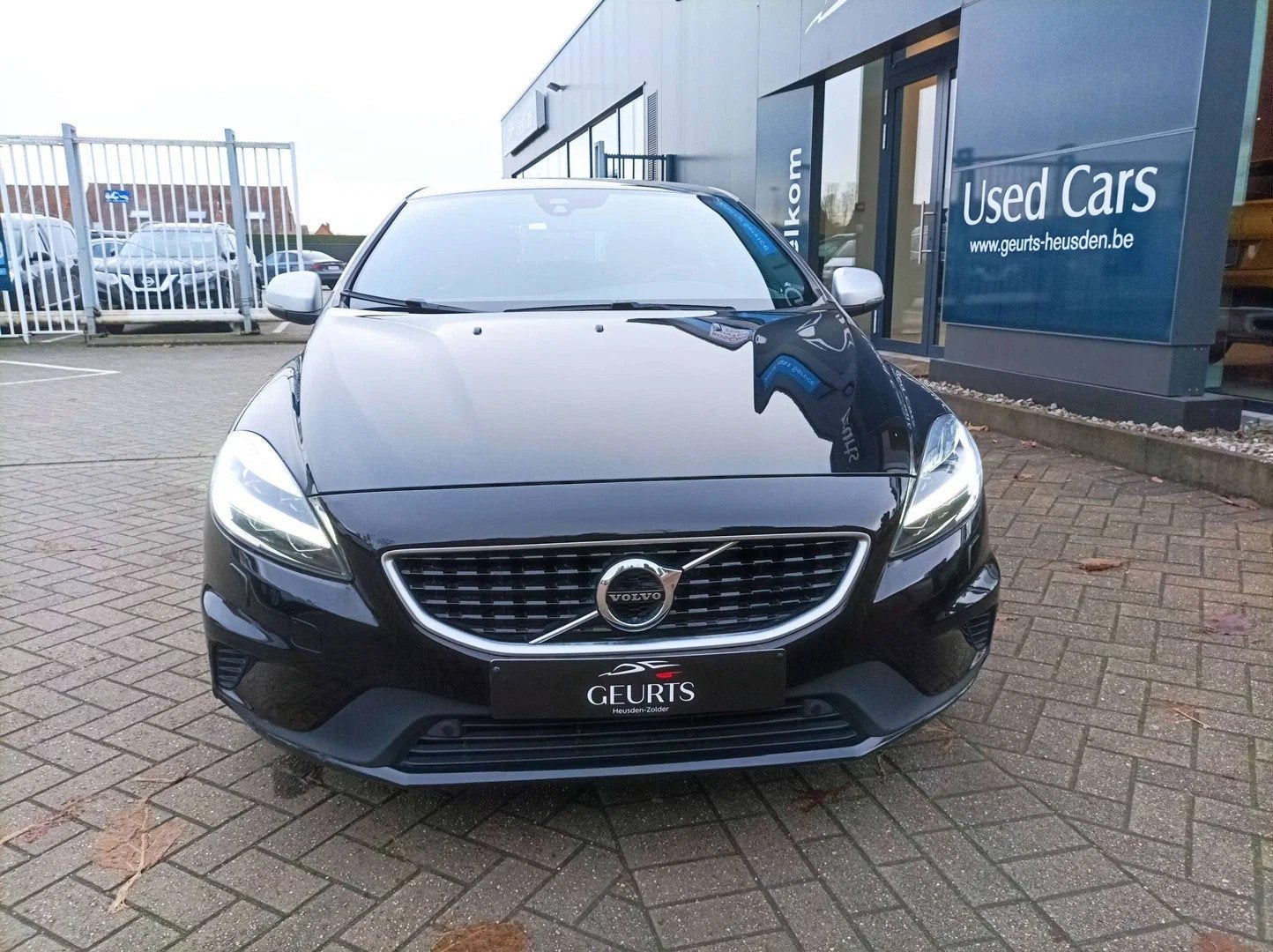 Volvo V40 V40 2.0 D3 Eco R-Design Geartronic (bj 2018), Auto's, Volvo, Automaat, Gebruikt, 4 cilinders, 1969 cc