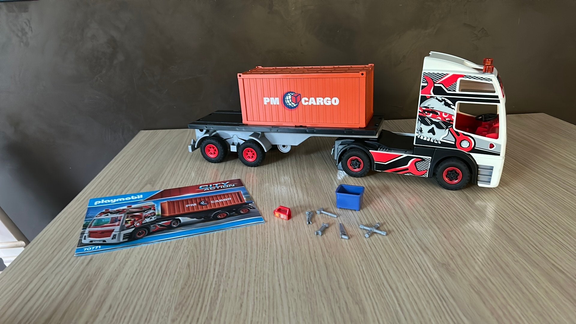 Playmobil city action cargo truck met aanhanger 70771, Comme neuf, Véhicule, City action, Kit complet