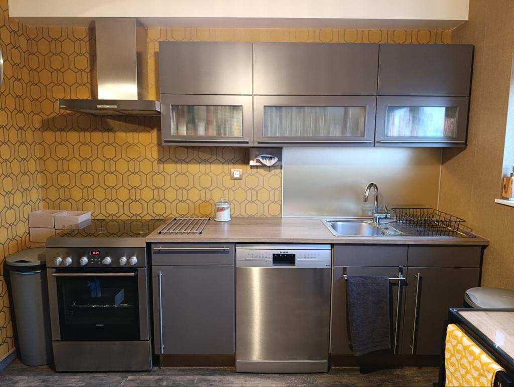 Cuisine Ixina grise avec électroménagers, Synthétique, Gris, Enlèvement, Cuisine à mur double