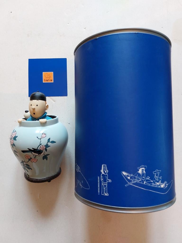 Tintin potiche lotus bleu avec la boîte et le certificat, Enlèvement ou Envoi, Tintin