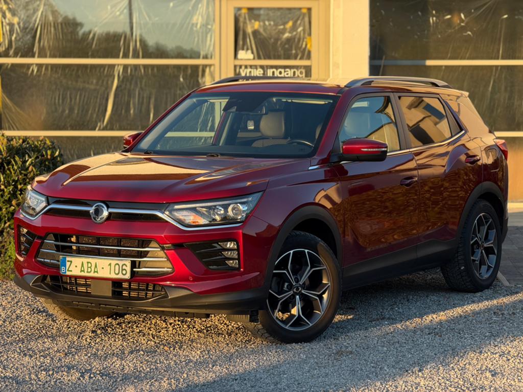 SsangYong Koranda 1.5T-Gdi — 2021 – 85.000 km – Full opties, Autos, SsangYong, Rouge, Cuir et Alcantara, Achat, Boîte manuelle