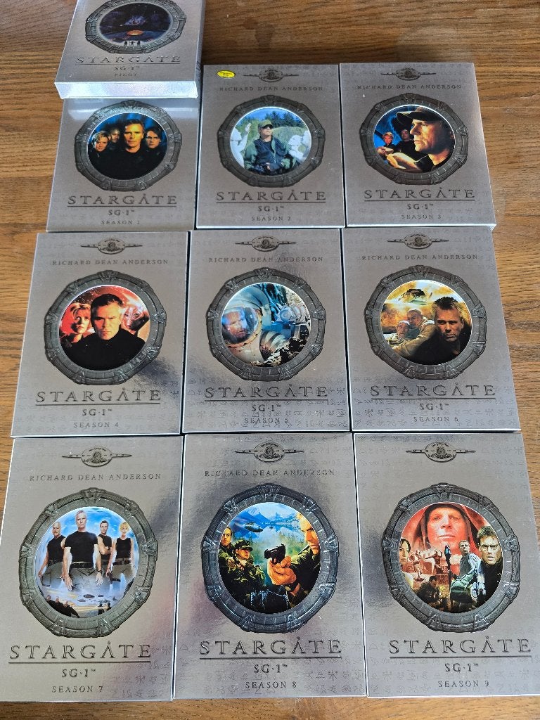 DVD Stargate SG1 Serie Box TV, Cd's en Dvd's, Engels, Complete serie, Nederlands, Science Fiction en Fantasy