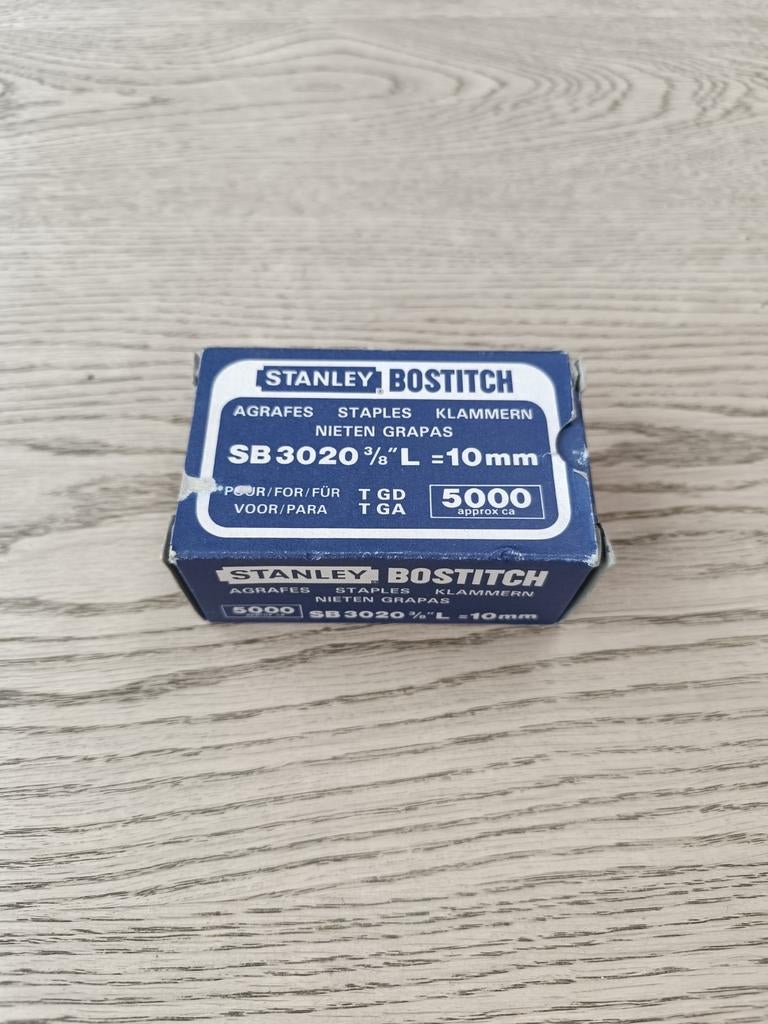Agrafes Stanley Bostitch, Enlèvement ou Envoi